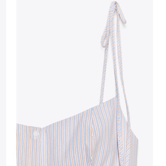 Short Striped Dress - Picture 3 of 4